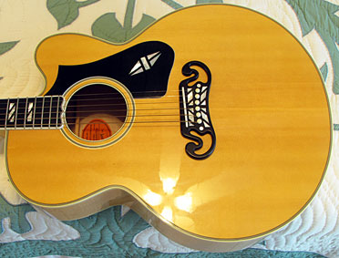 Gibson Custom Shop Super 200 Cutaway